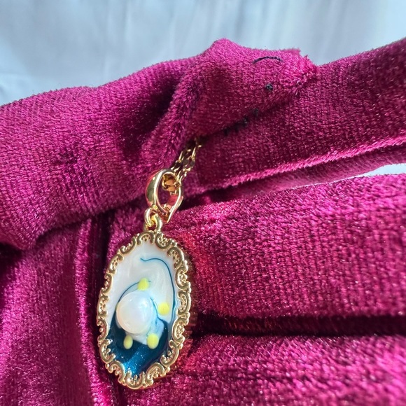 Anthropologie Gold and Blue Cameo Necklace - Picture 7 of 11